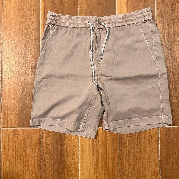 Faherty Essential Drawstring Shorts - Picture 1 of 2